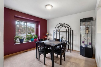 Well maintained two-story duplex featuring 2 bedrooms and 3 on Indian Canyon Golf Course in Washington - for sale on GolfHomes.com, golf home, golf lot