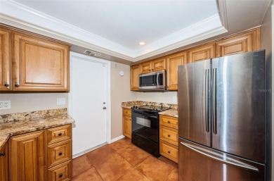 One or more photo(s) has been virtually staged. Welcome to on Mainlands Golf Club in Florida - for sale on GolfHomes.com, golf home, golf lot