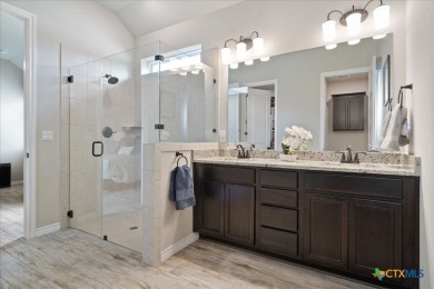 Luxurious 2-story condo in the highly sought-after Kissing Tree on Kissing Tree Golf Club in Texas - for sale on GolfHomes.com, golf home, golf lot