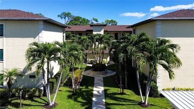 GOLFERS DREAM!!! Adorable 2 bedroom, 2 bath condo in Foxfire on Foxfire Golf and Country Club  in Florida - for sale on GolfHomes.com, golf home, golf lot
