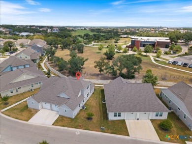 Luxurious 2-story condo in the highly sought-after Kissing Tree on Kissing Tree Golf Club in Texas - for sale on GolfHomes.com, golf home, golf lot
