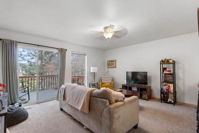 Built in 2007, this well-maintained duplex delivers the perfect on Indian Canyon Golf Course in Washington - for sale on GolfHomes.com, golf home, golf lot