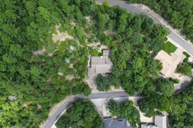 2 Dominar Place - ideally located between Balboa and Coronado on Balboa Golf Course in Arkansas - for sale on GolfHomes.com, golf home, golf lot