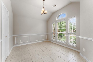 PREVIOUS BUYER financing fell through.  No fault of the house on Jim Boggs in Texas - for sale on GolfHomes.com, golf home, golf lot