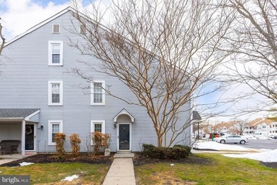 New to the market is this charming first-floor condo in the on Ron Jaworskis Valleybrook Golf Course in New Jersey - for sale on GolfHomes.com, golf home, golf lot