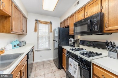 New to the market is this charming first-floor condo in the on Ron Jaworskis Valleybrook Golf Course in New Jersey - for sale on GolfHomes.com, golf home, golf lot
