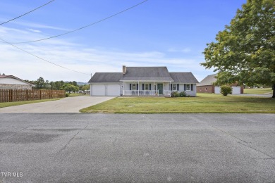 This beautifully maintained home with a gorgeous in ground pool on Silver Lake Golf Course in Tennessee - for sale on GolfHomes.com, golf home, golf lot