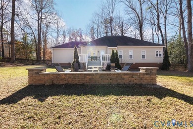 Welcome Home! Well-appointed one-level home, featuring on Highlands Golfers Club in Virginia - for sale on GolfHomes.com, golf home, golf lot