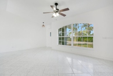 Under contract-accepting backup offers. Move-in Ready Charming 4 on Bobcat Trail Golf Club in Florida - for sale on GolfHomes.com, golf home, golf lot