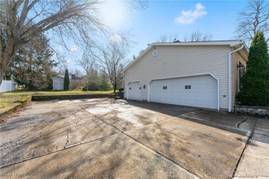 Welcome to 1009 Palmetto Drive, a beautifully appointed 4 on Pine Lakes Golf Club in Ohio - for sale on GolfHomes.com, golf home, golf lot
