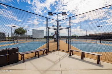 Discover your dream home! This stunning 2-bedroom residence with on Sundance Golf Club in Arizona - for sale on GolfHomes.com, golf home, golf lot