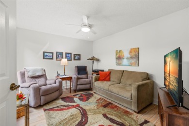 Meticulously maintained 3BR/2BA Villa in Salem Square - on Lansbrook Golf Club in Florida - for sale on GolfHomes.com, golf home, golf lot