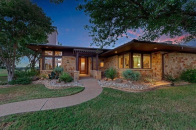 ***Fully Furnished turn-key property! Perfect for a vacation on Lakecliff Golf Course in Texas - for sale on GolfHomes.com, golf home, golf lot