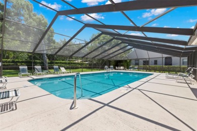 Meticulously maintained 3BR/2BA Villa in Salem Square - on Lansbrook Golf Club in Florida - for sale on GolfHomes.com, golf home, golf lot