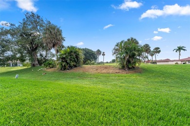 This beautiful 2-bedroom, 2-bath townhome features vaulted on Woodmont Country Club in Florida - for sale on GolfHomes.com, golf home, golf lot