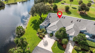 This beautiful 2-bedroom, 2-bath townhome features vaulted on Woodmont Country Club in Florida - for sale on GolfHomes.com, golf home, golf lot