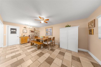 Beautifully maintained 2-bedroom, 2-bath Extended Montgomery on On Top of the World Golf Course in Florida - for sale on GolfHomes.com, golf home, golf lot