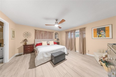 Beautifully maintained 2-bedroom, 2-bath Extended Montgomery on On Top of the World Golf Course in Florida - for sale on GolfHomes.com, golf home, golf lot