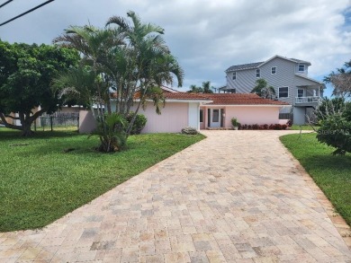 UPDATES JUST COMPLETED ON THIS PASADENA GOLF CLUB ESTATES on Pasadena Yacht and Country Club in Florida - for sale on GolfHomes.com, golf home, golf lot
