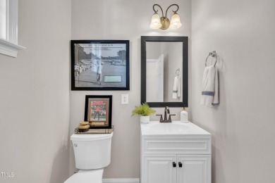 SHOWINGS BEGIN TUES 7/29.Like new home in wonderful on Eagle Ridge Golf Course in North Carolina - for sale on GolfHomes.com, golf home, golf lot