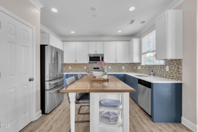 SHOWINGS BEGIN TUES 7/29.Like new home in wonderful on Eagle Ridge Golf Course in North Carolina - for sale on GolfHomes.com, golf home, golf lot