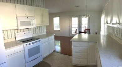 Dollhouse on quiet Cul-de-Sac in well established golf course on Palmetto Greens Golf and Country Club in South Carolina - for sale on GolfHomes.com, golf home, golf lot