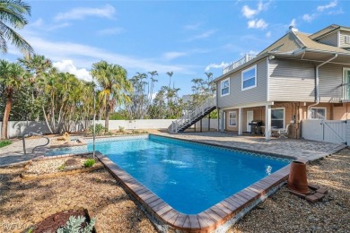 Located in the popular Dunes golf and tennis community on on The Dunes Golf and Tennis Club in Florida - for sale on GolfHomes.com, golf home, golf lot