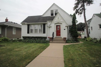 Beautifully updated Highland park home. Kitchen features updated on Highland National Golf Course in Minnesota - for sale on GolfHomes.com, golf home, golf lot