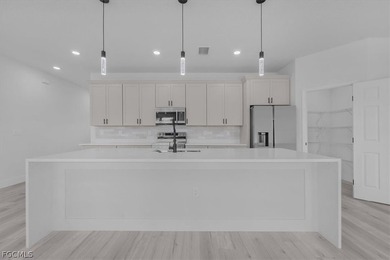 Stunning New Construction Home in Sun 'N Lake - 4 Bedrooms, 3 on Sun n Lake Golf and Country Club in Florida - for sale on GolfHomes.com, golf home, golf lot