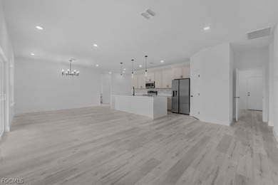 Stunning New Construction Home in Sun 'N Lake - 4 Bedrooms, 3 on Sun n Lake Golf and Country Club in Florida - for sale on GolfHomes.com, golf home, golf lot