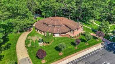 Custom Carlton Unit - Updated! Best location in the Village on Leisure Village Golf Course in New York - for sale on GolfHomes.com, golf home, golf lot