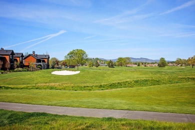 Exciting news! Sellers are now offering $7800 in buyer credit on Eagle Point Golf Course in Oregon - for sale on GolfHomes.com, golf home, golf lot