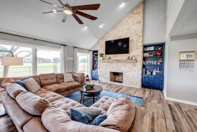 BEAUTIFULLY RENOVATED 5BED/4BATH IN GREEN TREE/EAST COURSE HOLE on Green Tree Country Club in Texas - for sale on GolfHomes.com, golf home, golf lot