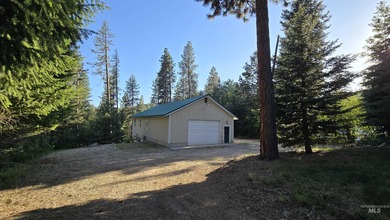 Kitchen island recently adjusted (if have seen before!) Views on Terrace Lakes Golf Resort in ID - for sale on GolfHomes.com, golf home, golf lot