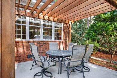 Immaculate, custom, updated, one-story ranch with a bonus room on The Golf Club At Cedar Creek in South Carolina - for sale on GolfHomes.com, golf home, golf lot