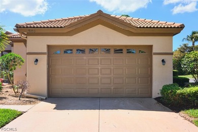 3 bedroom 2 bath Golf Village single family villa home on Lexington Country Club in Florida - for sale on GolfHomes.com, golf home, golf lot
