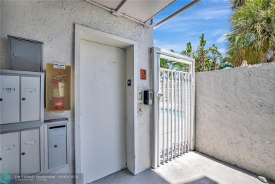 THIS IS AN AMAZING 2/2 CONDO WITH BALCONY AND GARDEN VIEW on Coral Ridge Country Club in Florida - for sale on GolfHomes.com, golf home, golf lot