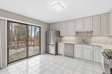 Welcome to 366 Heritage Hills. A beautifully maintained, move-in on Somers Pointe Golf Club - West Hill in New York - for sale on GolfHomes.com, golf home, golf lot