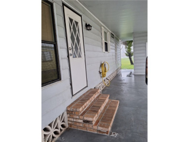 PRICE JUST REDUCED $15,000 - THIS OPEN CONCEPT FLOOR PLAN 1989 on Six Lakes Country Club in Florida - for sale on GolfHomes.com, golf home, golf lot
