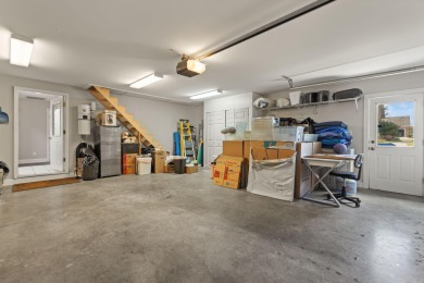 Stunning 3 Bed / 2 Bath Home in Sought-After Twin Lakes on Somerset Country Club in Kentucky - for sale on GolfHomes.com, golf home, golf lot