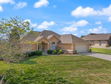 Stunning 3 Bed / 2 Bath Home in Sought-After Twin Lakes on Somerset Country Club in Kentucky - for sale on GolfHomes.com, golf home, golf lot