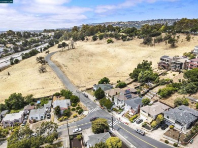 Special financing available -- UP TO $12,000 IN LENDER CREDITS on Lake Chabot Golf Course in California - for sale on GolfHomes.com, golf home, golf lot