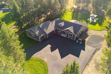 2.25% Assumable VA Loan -- Home on the range...the driving on Quail Run Golf Course in Oregon - for sale on GolfHomes.com, golf home, golf lot