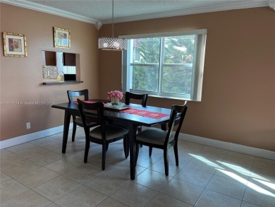 Large corner unit, fully updated and Move-in Ready in the on Inverrary Country Club in Florida - for sale on GolfHomes.com, golf home, golf lot