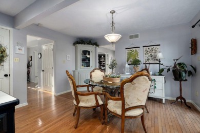 CALLING ALL GOLFERS & POOL LOVERS! Beautiful Home With An on Mt Vernon Municipal Golf Club in Missouri - for sale on GolfHomes.com, golf home, golf lot
