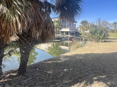 Welcome to the pinnacle of luxury living on Applehead Island in on Apple Rock Golf Course - Horseshoe Bay in Texas - for sale on GolfHomes.com, golf home, golf lot