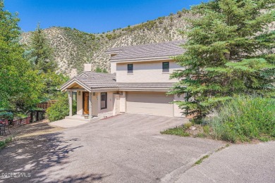 Located at the top of Singletree on a quiet cul-de-sac, this on Sonnenalp Golf Club in Colorado - for sale on GolfHomes.com, golf home, golf lot