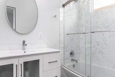 Stunning Fully Renovated 3BR + Office/4BA Pool Home in on  in Florida - for sale on GolfHomes.com, golf home, golf lot