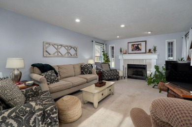 CALLING ALL GOLFERS & POOL LOVERS! Beautiful Home With An on Mt Vernon Municipal Golf Club in Missouri - for sale on GolfHomes.com, golf home, golf lot