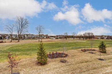 Welcome to this townhome in a private community, offering a on Shaker Run Golf Club  in Ohio - for sale on GolfHomes.com, golf home, golf lot